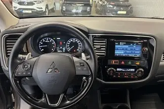 Mitsubishi Outlander, 2.0, 110 kW, bensiin, automaat, nelikvedu