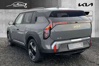 Kia EV3, 150 kW, elekter, automaat, esivedu