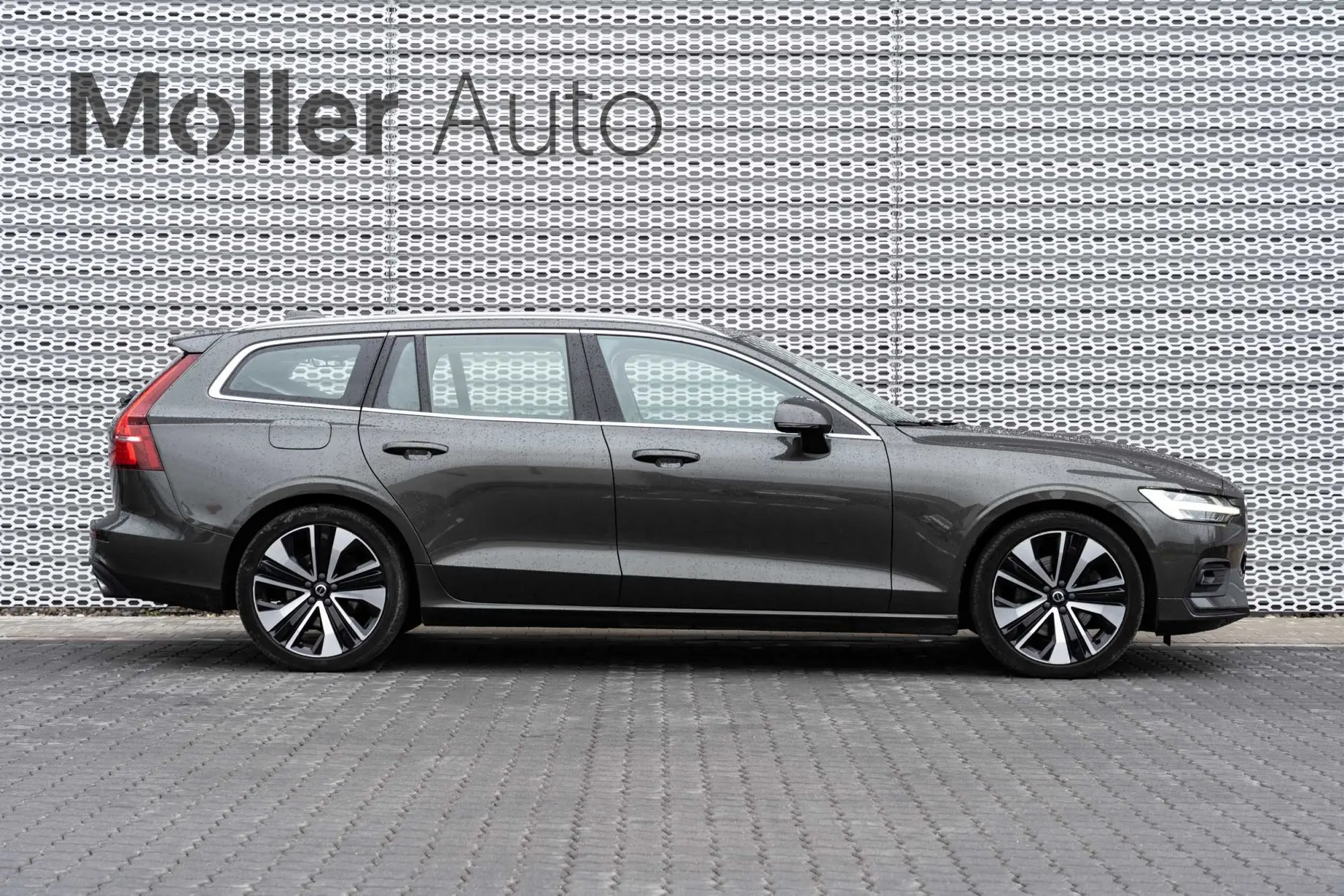 Volvo V60, 2.0, 120 kW, bensiin, automaat, esivedu