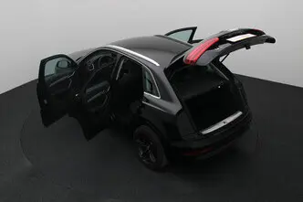 Audi Q3, 2.0, 125 kW, bensiin, manuaal, nelikvedu