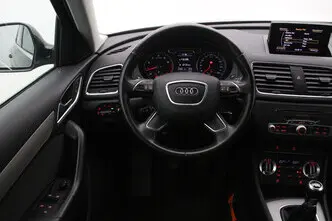 Audi Q3, 2.0, 125 kW, bensiin, manuaal, nelikvedu