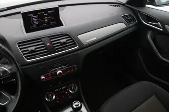 Audi Q3, 2.0, 125 kW, bensiin, manuaal, nelikvedu