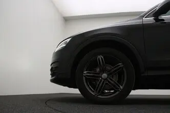 Audi Q3, 2.0, 125 kW, bensiin, manuaal, nelikvedu