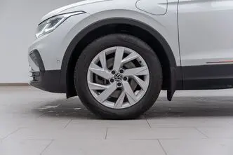 Volkswagen Tiguan, 1.4, 110 kW, pistikhübriid, automaat, esivedu