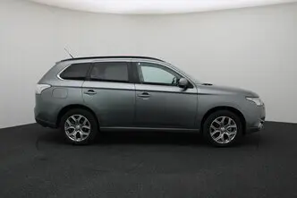 Mitsubishi Outlander, 2.0, 89 kW, pistikhübriid, automaat, nelikvedu