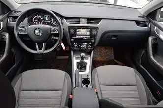 Škoda Octavia, 1.0, 85 kW, bensiin, manuaal, esivedu