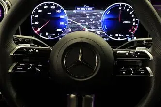 Mercedes-Benz GLC 300, 2.0, 150 kW, pistikhübriid, automaat, nelikvedu