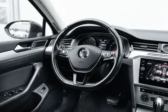 Volkswagen Passat, 2.0, 110 kW, bensiin, automaat