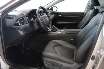 Toyota Camry, 2.5, 131 kW, hübriid, automaat, esivedu