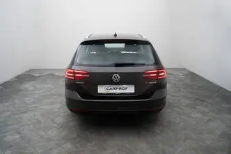 Volkswagen Passat, 1.6, 88 kW, diisel, automaat, esivedu