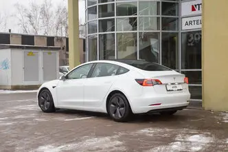 Tesla Model 3, 366 kW, elekter, automaat, nelikvedu