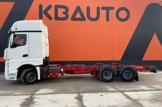 Mercedes-Benz Actros, 375 kW, дизель, автомат