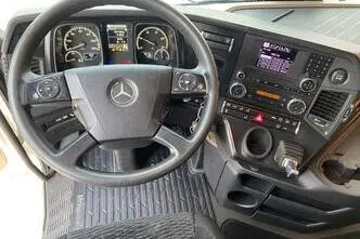 Mercedes-Benz Actros, 375 kW, дизель, автомат