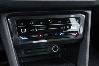 Volkswagen Tiguan, 180 kW, elekter, automaat