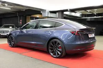 Tesla Model 3, 377 kW, elekter, automaat, nelikvedu