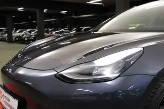 Tesla Model 3, 377 kW, elekter, automaat, nelikvedu