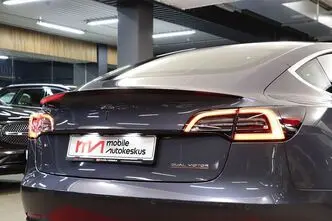 Tesla Model 3, 377 kW, elekter, automaat, nelikvedu