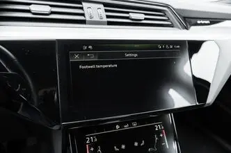 Audi e-tron, 230 kW, elekter, automaat, nelikvedu