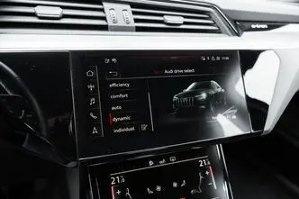 Audi e-tron, 230 kW, elekter, automaat, nelikvedu