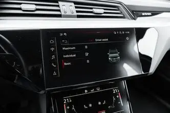 Audi e-tron, 230 kW, elekter, automaat, nelikvedu