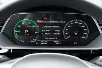 Audi e-tron, 299 kW, elekter, automaat, nelikvedu