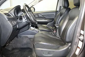 Mitsubishi L200, 2.3, 110 kW, diisel, automaat, nelikvedu