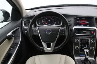 Volvo V60, 2.4, 162 kW, pistikhübriid, automaat, nelikvedu