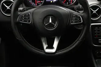 Mercedes-Benz CLA 200, 2.1, 100 kW, diisel, automaat, nelikvedu