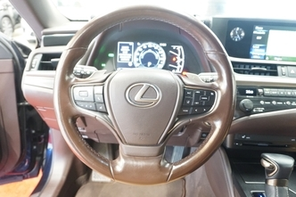 Lexus ES 300, 2.5, 131 kW, hübriid, automaat, esivedu