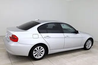 BMW 320, 2.0, 110 kW, bensiin, automaat, tagavedu