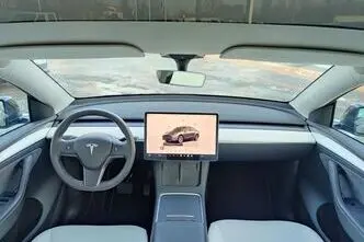 Tesla Model Y, 378 kW, elekter, automaat, nelikvedu