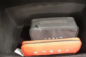 Tesla Model 3, 88 kW, elekter, tagavedu