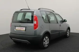 Škoda Roomster, 1.2, 63 kW, bensiin, manuaal, esivedu