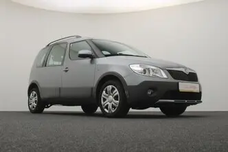 Škoda Roomster, 1.2, 63 kW, bensiin, manuaal, esivedu