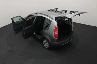 Škoda Roomster, 1.2, 63 kW, bensiin, manuaal, esivedu