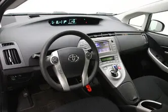 Toyota Prius, 1.8, 73 kW, hübriid, automaat, esivedu