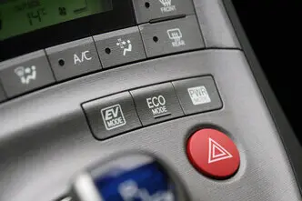 Toyota Prius, 1.8, 73 kW, hübriid, automaat, esivedu