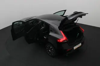 Volvo V40, 2.0, 110 kW, diisel, automaat, esivedu