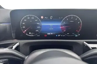 Mercedes-Benz A 200, 1.3, 120 kW, hübriid, automaat, esivedu