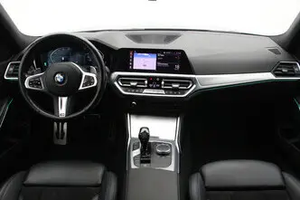 BMW 320, 2.0, 135 kW, petrol, automatic, rear-wheel drive