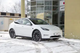 Tesla Model Y, 393 kW, elekter, automaat, nelikvedu