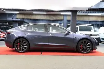 Tesla Model 3, 377 kW, elekter, automaat, nelikvedu