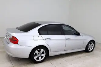 BMW 318, 2.0, 95 kW, bensiin, automaat, tagavedu