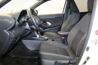 Toyota Yaris Cross, 1.5, 68 kW, hübriid, automaat, esivedu