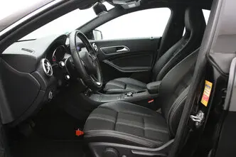 Mercedes-Benz CLA 180, 1.6, 90 kW, бензин, автомат, передний привод