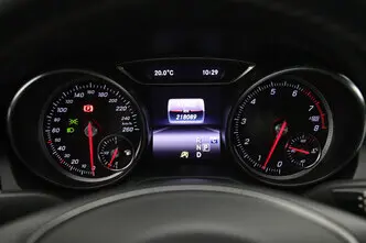 Mercedes-Benz CLA 180, 1.6, 90 kW, бензин, автомат, передний привод