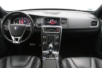 Volvo V60, 2.4, 162 kW, pistikhübriid, automaat, nelikvedu