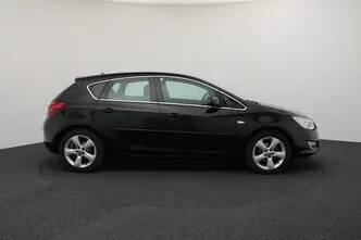 Opel Astra, 1.4, 88 kW, bensiin, manuaal, esivedu