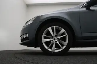 Škoda Octavia, 1.6, 85 kW, diisel, automaat, esivedu