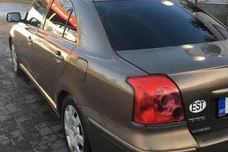 Toyota Avensis, 81 kW, bensiin, manuaal, esivedu